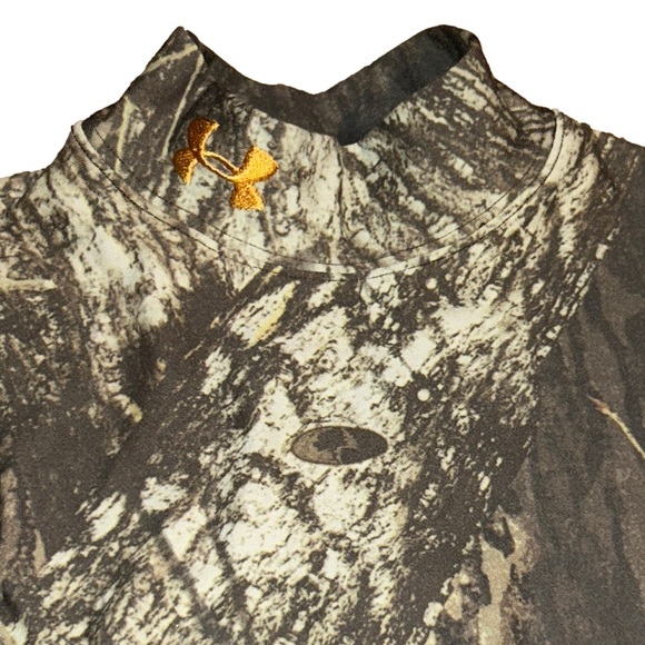 Under Armour Other - Under Armour Camouflage Shirt YM